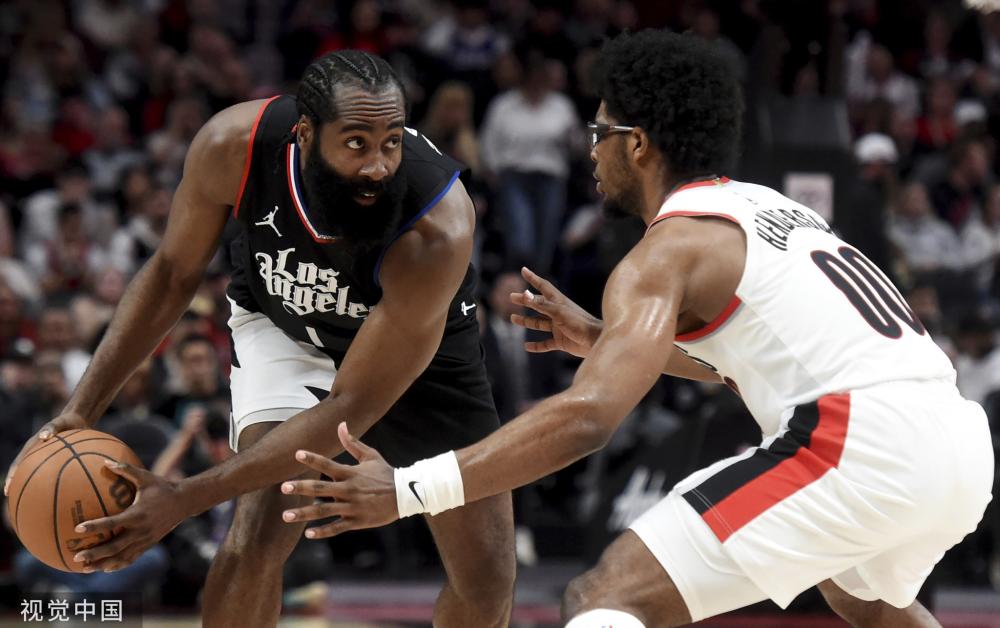 于一名中锋 于一名中锋