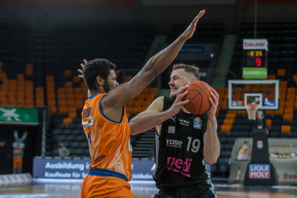 融入战术体 融入战术体