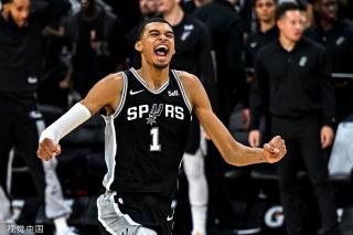 火箭依然飞 火箭依然飞