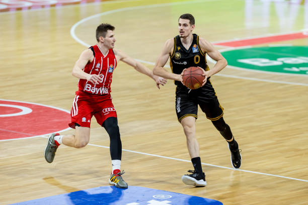 杯小组赛中 杯小组赛中